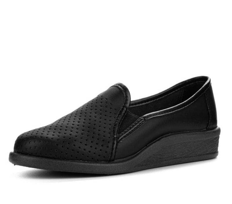 Туфли женские черные, с перфорацией, Молдова